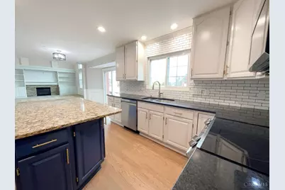 770 Dorgene Lane, Union Township, OH 45244 - Photo 12