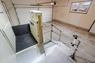 105 W Roger Dr, Trenton, OH 45067 - Photo 56