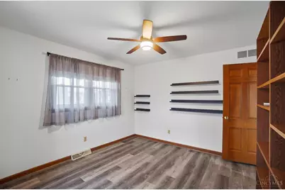 105 W Roger Drive, Trenton, OH 45067 - Photo 36