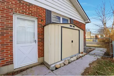 105 W Roger Drive, Trenton, OH 45067 - Photo 68