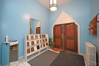 2260 Vine Street, Cincinnati, OH 45219 - Photo 4
