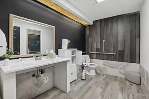 125 E 2nd St, Dayton, OH 45402 - Photo 46