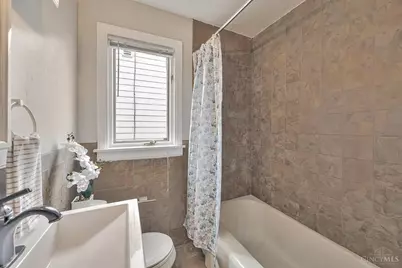 311 Southern Avenue, Cincinnati, OH 45215 - Photo 8