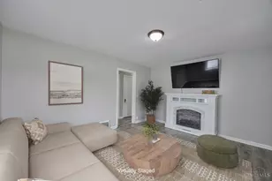 311 Southern Ave, Cincinnati, OH 45215 - Photo 2