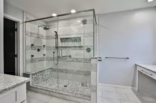 1118 Glen Echo Ln, Miami Township, OH 45150 - Photo 16