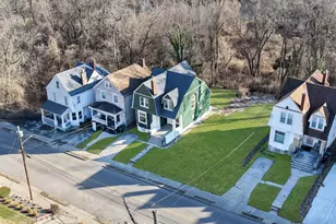 855 Rockdale Ave, Cincinnati, OH 45229 - Photo 2