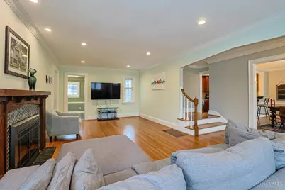 5835 Montgomery Road, Cincinnati, OH 45212 - Photo 8