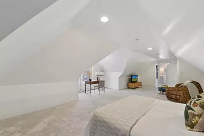 1723 Kinney Avenue, Cincinnati, OH 45207 - Photo 30