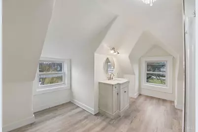 1723 Kinney Avenue, Cincinnati, OH 45207 - Photo 32