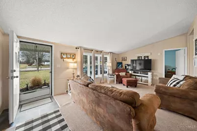 1915 Stumpy Lane, Goshen, OH 45122 - Photo 4