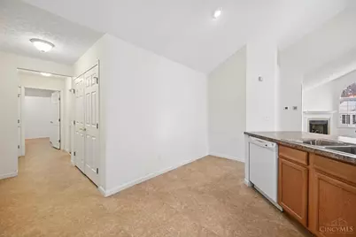 3821 Portrush #3821, Union Township, OH 45102 - Photo 16