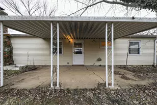 3123 Niagara St, Colerain Township, OH 45251 - Photo 2