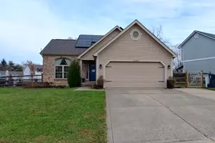 4588 Brittwood Ln, Union Township, OH 45103 - Photo 2
