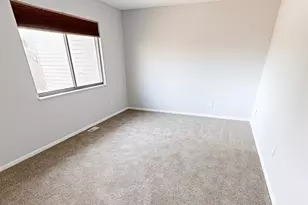 22 Oakwood Ct, Springdale, OH 45246 - Photo 24