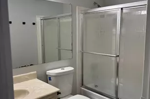 22 Oakwood Ct, Cincinnati, OH 45246 - Photo 18