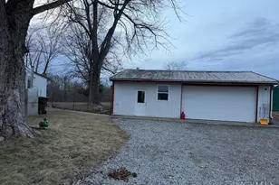 11251 Petersburg Rd, Hillsboro, OH 45133 - Photo 16