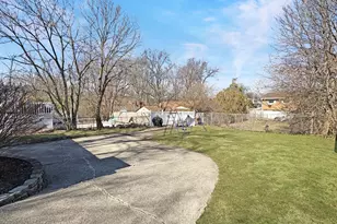 2872 Roseann Ln, Green Township, OH 45239 - Photo 26