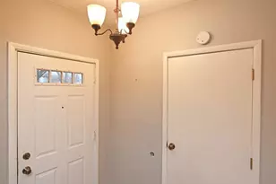 3320 River Hills Dr, Newtown, OH 45244 - Photo 6