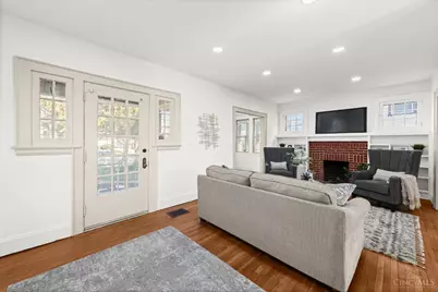 3625 Zinsle Avenue, Cincinnati, OH 45213 - Photo 6