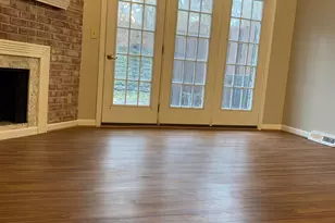 9767 Bunker Hill Ln, Montgomery, OH 45242 - Photo 6