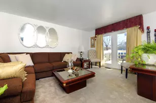 2788 Hazelton Ct, Colerain Township, OH 45251 - Photo 2