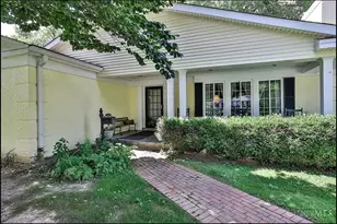 105 Red Bird Ln, Terrace Park, OH 45174 - Photo 2