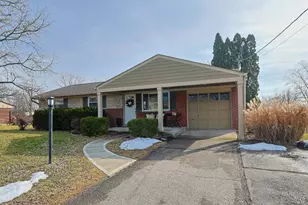 7155 Elkwood Dr, West Chester, OH 45069 - Photo 2