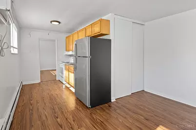 1522 Cedar Avenue #10, Cincinnati, OH 45224 - Photo 8