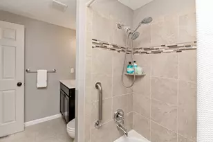 10802 Lakehurst Ct, Sycamore Township, OH 45242 - Photo 32