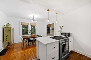 5806 Montgomery Rd, Cincinnati, OH 45212 - Photo 16