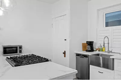 5806 Montgomery Road, Cincinnati, OH 45212 - Photo 14