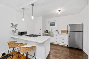 5806 Montgomery Rd, Cincinnati, OH 45212 - Photo 12