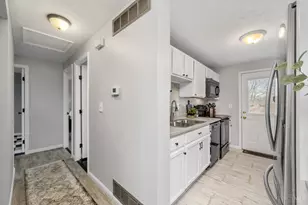 11484 Ravensburg Ct, Forest Park, OH 45240 - Photo 10