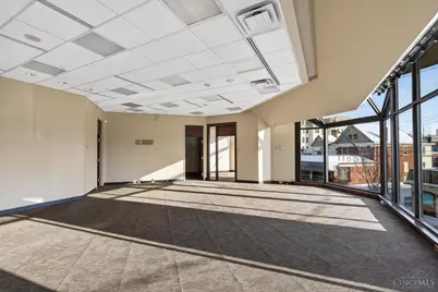3443 Edwards Road, Cincinnati, OH 45208 - Photo 6