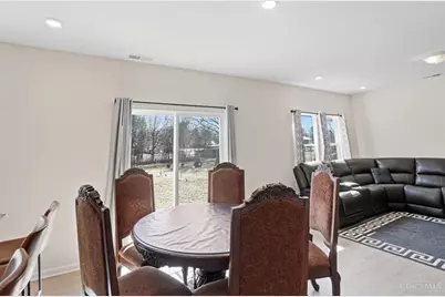 1716 Parkfield Way, Goshen, OH 45122 - Photo 10