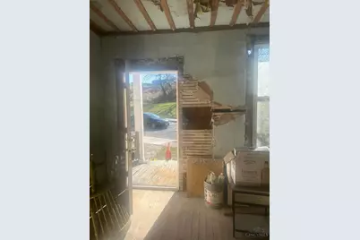 47 Forest Avenue, Cincinnati, OH 45220 - Photo 2