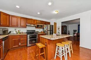 10228 Springbeauty Ln, Springfield Township, OH 45231 - Photo 8