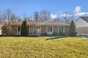 10228 Springbeauty Ln, Springfield Township, OH 45231 - Photo 1