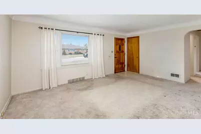 330 Kenyon Drive, Hamilton, OH 45015 - Photo 4