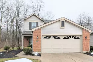 5164 Londonderry Dr, Sharonville, OH 45241 - Photo 1