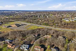 7395 Wethersfield Dr, West Chester, OH 45069 - Photo 8