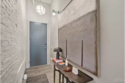 813 Broadway Street #404, Cincinnati, OH 45202 - Photo 10