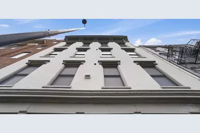 813 Broadway Street #404, Cincinnati, OH 45202 - Photo 4