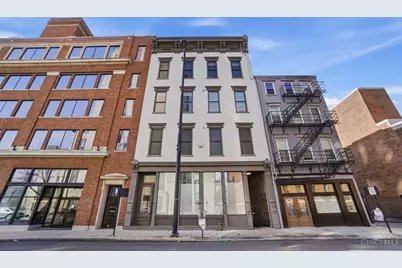 813 Broadway Street #404, Cincinnati, OH 45202 - Photo 1