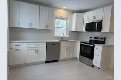 1138 Wilshire Avenue, Cincinnati, OH 45230 - Photo 4