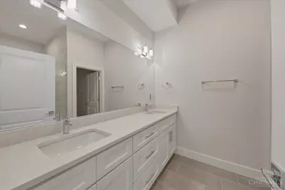 3912 Edwards Road, Cincinnati, OH 45209 - Photo 44