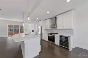 3912 Edwards Rd, Cincinnati, OH 45209 - Photo 18