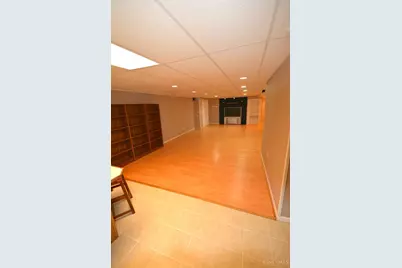 340 River Valley Dt, Fairfield, OH 45014 - Photo 18