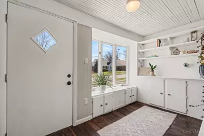 7719 Dearborn Avenue, Deer Park, OH 45236 - Photo 2