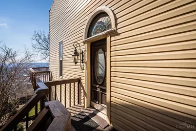 305 Klotter Avenue, Cincinnati, OH 45219 - Photo 2